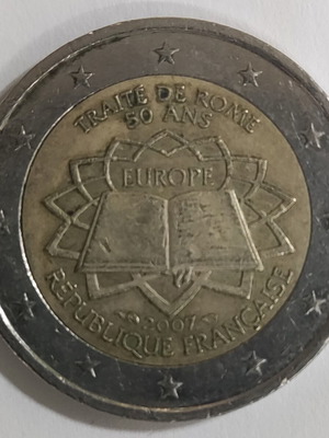 France 2€ 2007 Treaty of Rome Commemorative Coin used