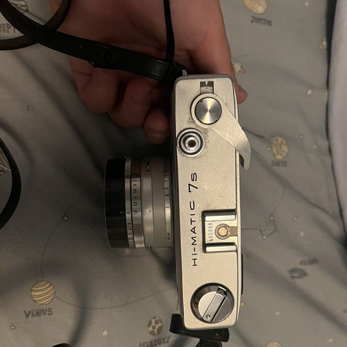 Minolta 7s camera
