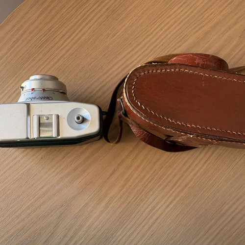 Certi-Phot 1958 120 film camera used with leather case