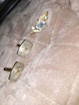 Cufflinks and brooch used, set of 2+1
