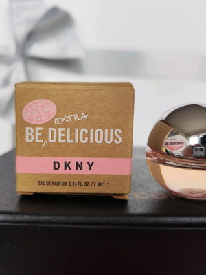 DKNY Be Delicious Extra miniature perfume new, 7.5 ml