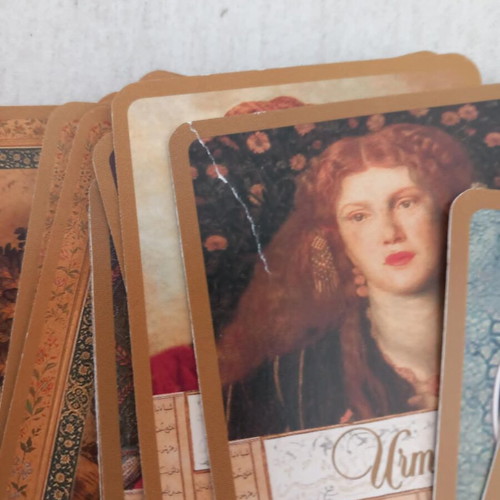 Deste Η τραπουλα της Κατινας card game set used with book