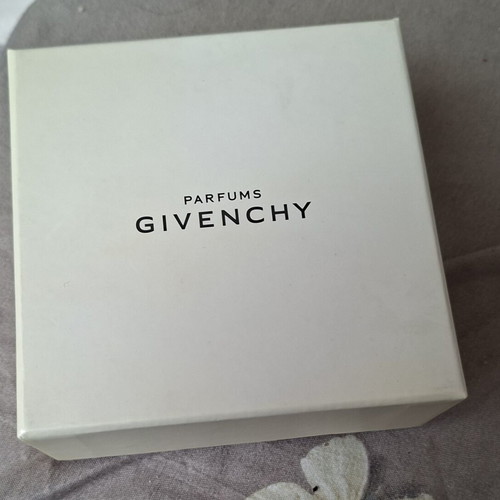 Givenchy perfume box like new