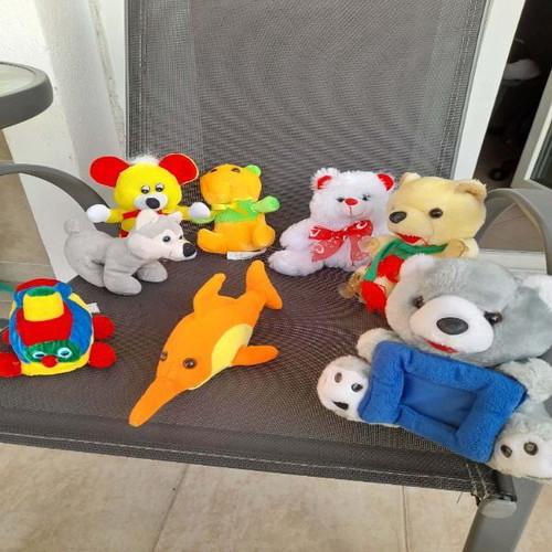 Stuffed teddy bears like new in various designs