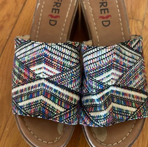 Πλατφορμες mules  no 37 της εταιρείας keepfred