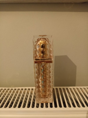 Empty serum bottle La Vie and Rose