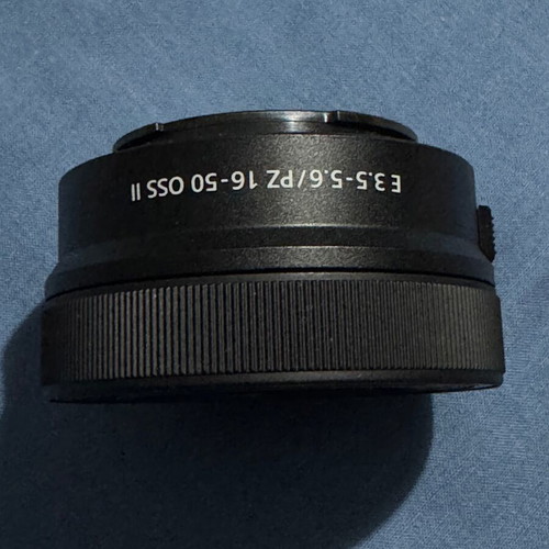 Sony 16–50mm f/3.5–5.6 OSS II lens like new