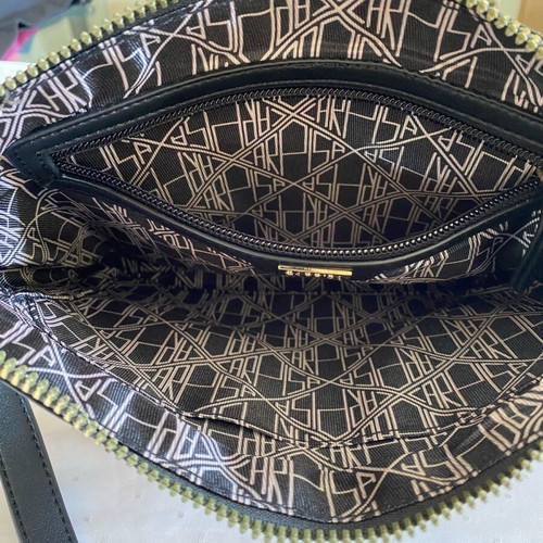 Carpisa crossbody bag new, grey faux leather with detachable strap