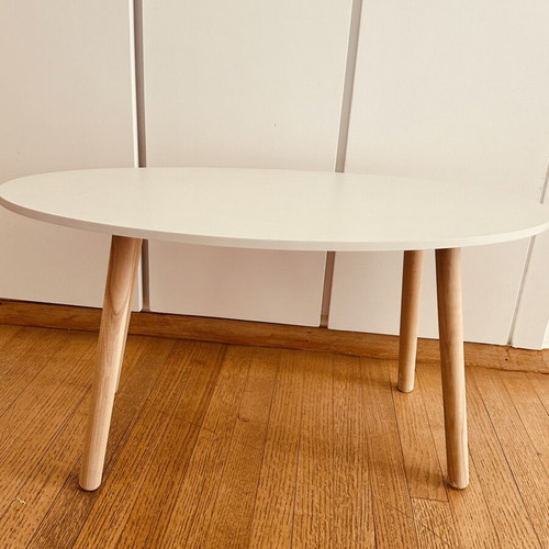 Oval Side Table new, modern design