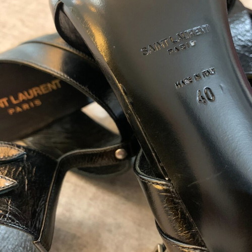 Saint Laurent T-Strap Leather Sandals Women’s Size 40 New Black
