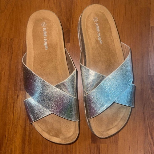 Fullah Sugah sandals platforms size 41 like new, gold silver