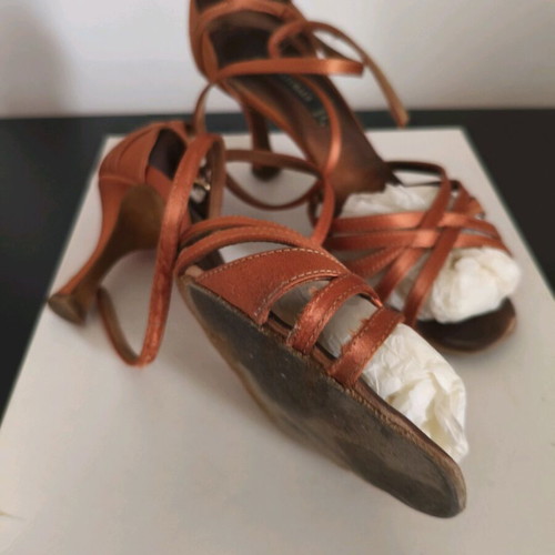 Dance Naturals Raso brown dance shoes used size 35.5