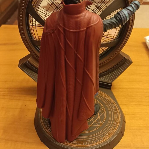 Doctor Strange Multiverse of Madness Marvel figure Diamond Select like new