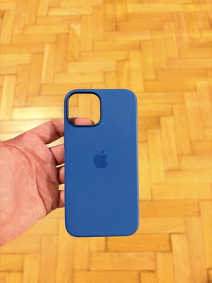 Apple MagSafe Silicone Case for iPhone 13mini like new