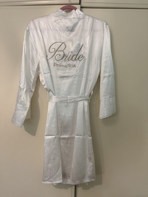 Primalicia bridal robe like new, white