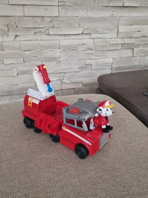 Paw Patrol Marshal пожарна кола леко използвана