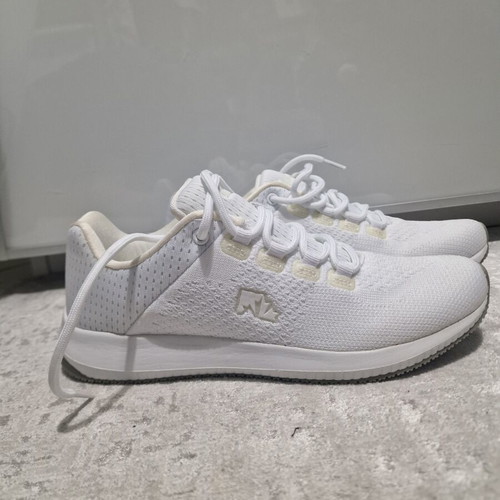 Lumberjack athletic shoes new, white size 38