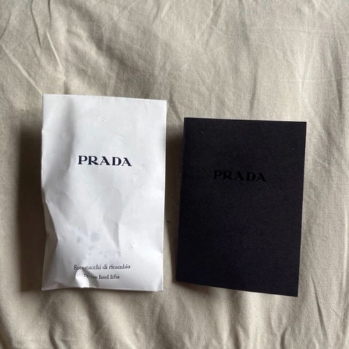 Prada low heels size 37.5–38 like new, black
