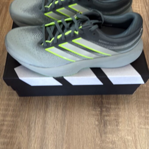 Adidas Supernova Solution M running shoes new, size 43.5 wide fit, grey