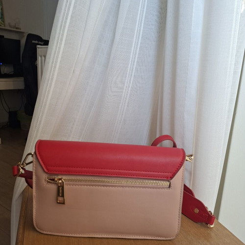 Carpisa bag like new, pink and red with extra strap