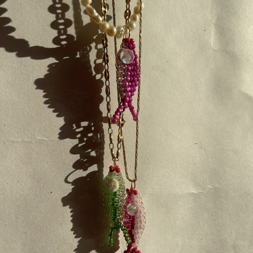 Beaded fish new, pink multicolor
