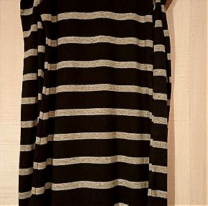 Κοντο Ριγέ Φόρεμα με Έξω Ωμους σε Μαύρο- Γκρι Χρώμα