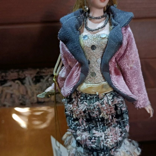 Porcelain doll and frame set new vintage early 00s