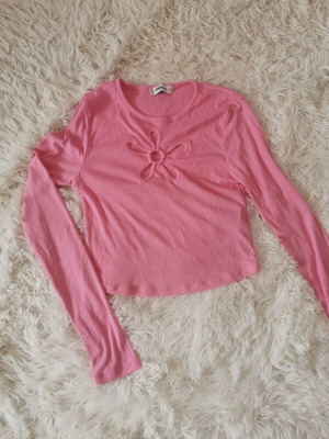 Pink T-shirt size L like new