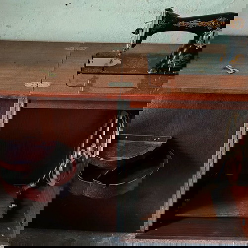 Ραπτομηχανές Mercedes και Jupiter μεταχειρισμένες, σετ 2