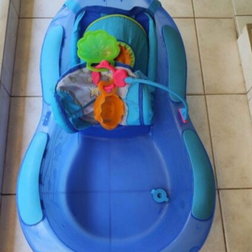 Fisher Price baby bath tub with net, blue
