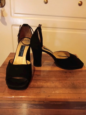Vintage Louis Nicol No 36 used black suede high-heeled sandals