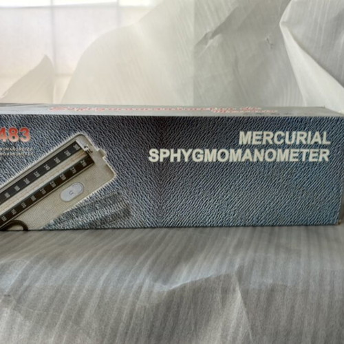 Sphygmomanometer medical device like new