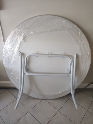 Round table for receptions used, 10 persons, diameter 1.40