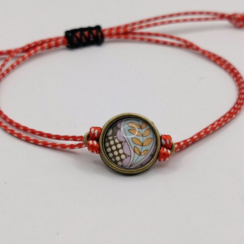 Martaki bracelet with geometric leaves and adjustable cord multicolor new