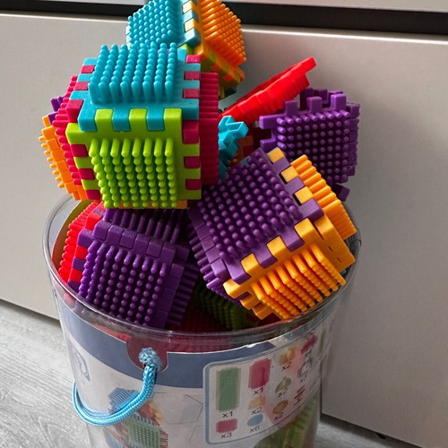 Set of 2 colorful building blocks used