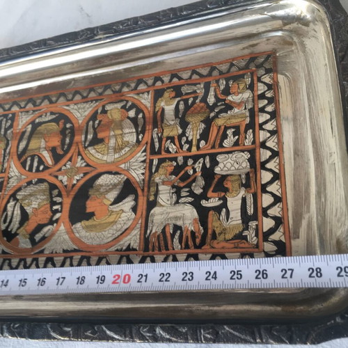 Egyptian decoration set like new, metal tray and vase with engraved figures