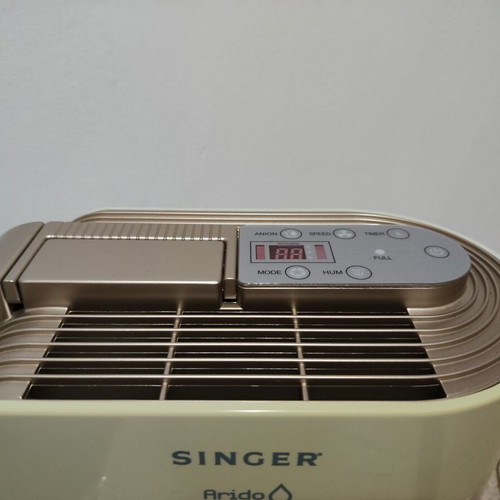 Singer Arido SDHM-100I dehumidifier 10L like new