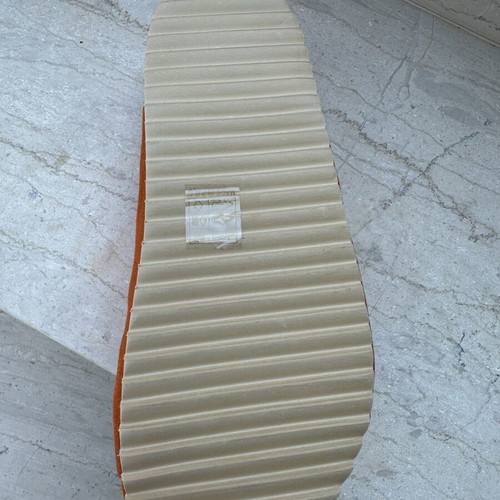 Two-Strap Slippers like new, orange