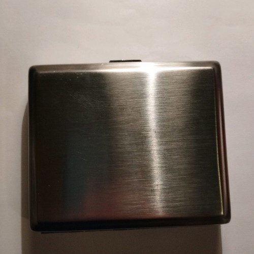 Metal tobacco case like new