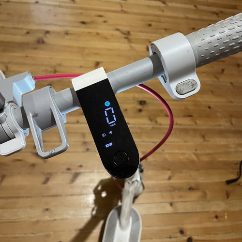 Xiaomi Electric Scooter 3Lite White used with original charger and helmet