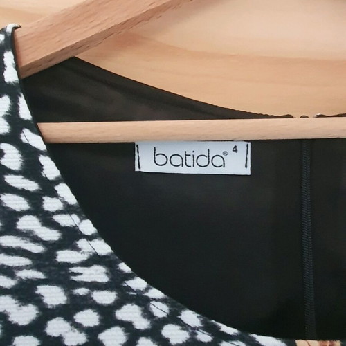 Batida dress new, size 4 (M/L)