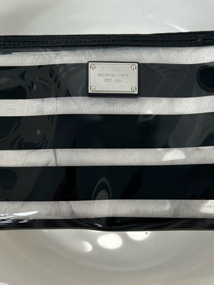 Michael Kors toiletry bag new black and white
