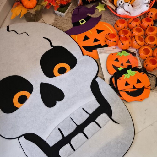 Ultimate Mega Halloween & Autumn Decoration Set with Pumpkins and Skull