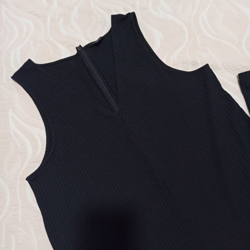 Monki ribbed one-piece jumpsuit like new, black, size Large