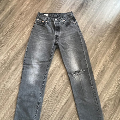 Levi’s 501 ‘90s jeans new, gray, size 23/30 XS