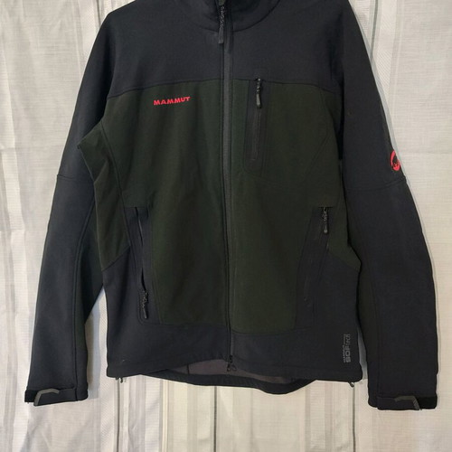 Mammut SOFTech Softshell Jacket size M like new, men's, black