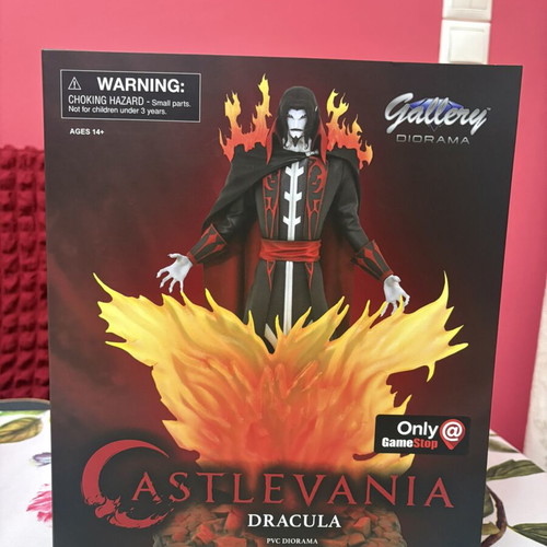 Dracula Castlevania PVC Diorama GameStop Exclusive like new
