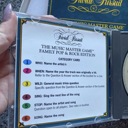 Trivial Pursuit The Music Master Game Family Pop & Rock Edition like new