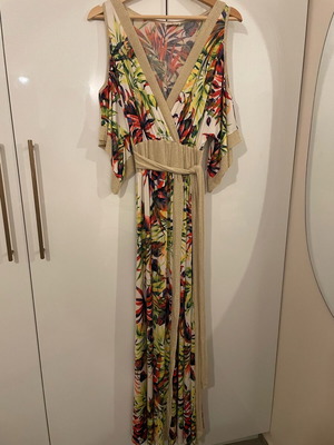 Floral maxi dress with shoulder cut JusTop like new, multicolor, small-medium