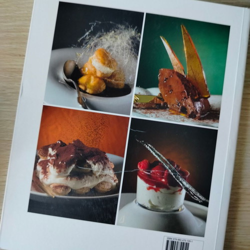Gastronomos Epidorpia cookbook new by Stelios Parliaros